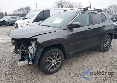 2018 Jeep Compass Latitude 4X4 from USA, damaged, VIN 3C4NJDBB6JT142625